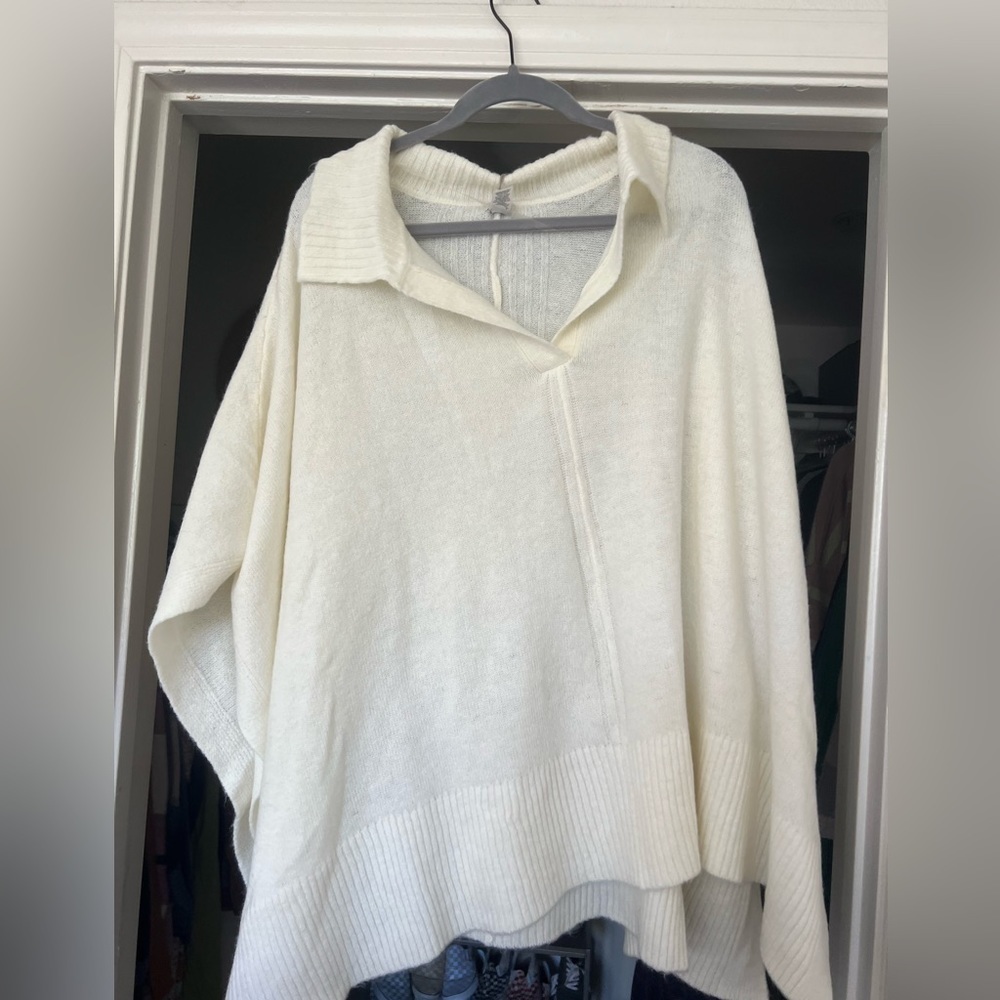 BNWT A NEW DAY SWEATER